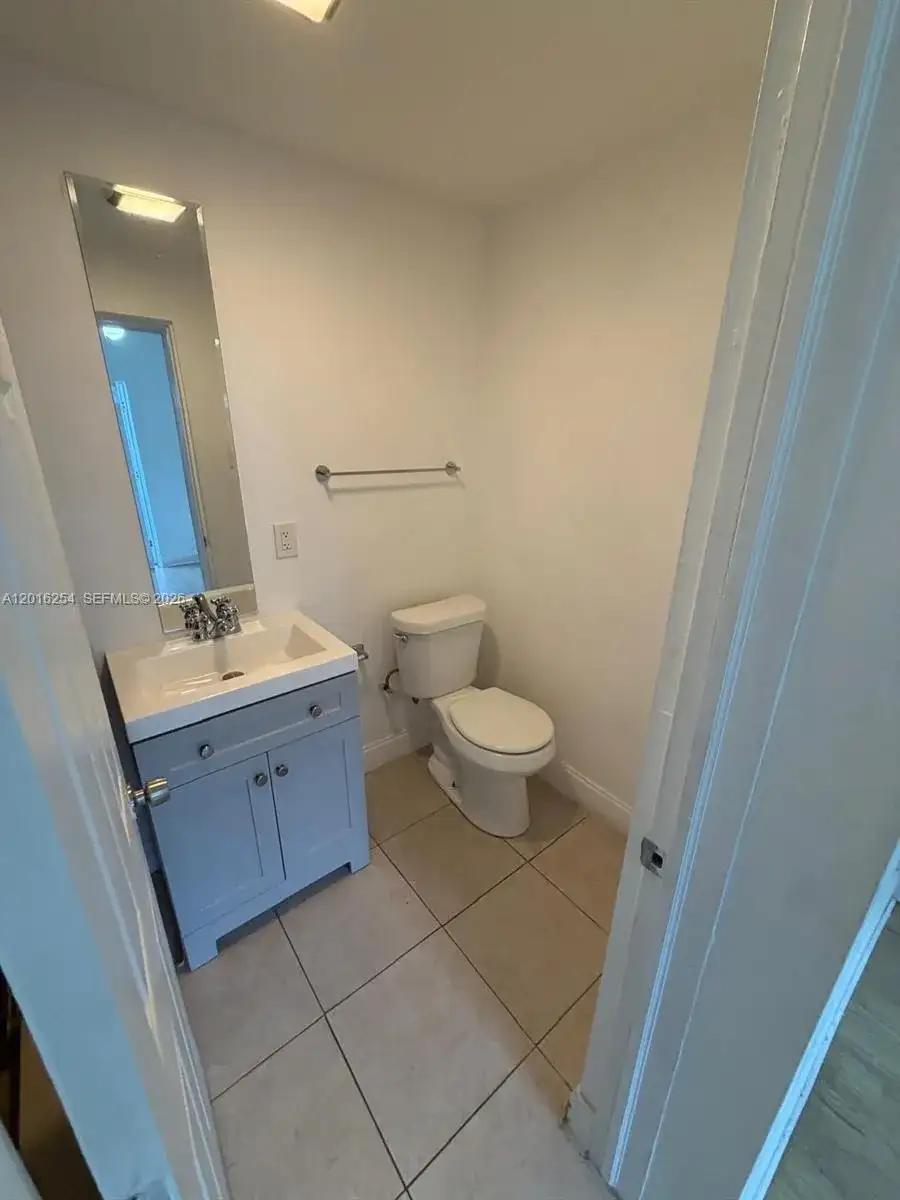 9050 NW 31st Ave # 2, Miami FL 33147 photo 5