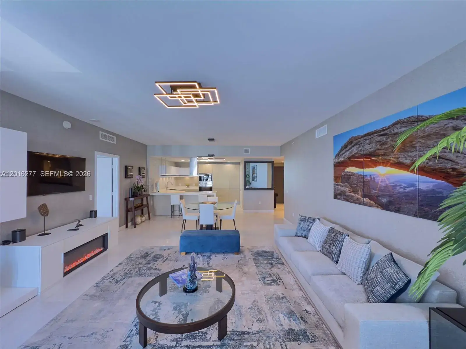 17111 Biscayne Blvd # 1705, North Miami Beach FL 33160