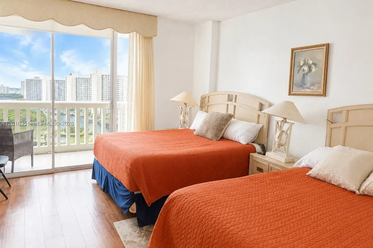 2000 Island Blvd # 2710, Aventura FL 33160
