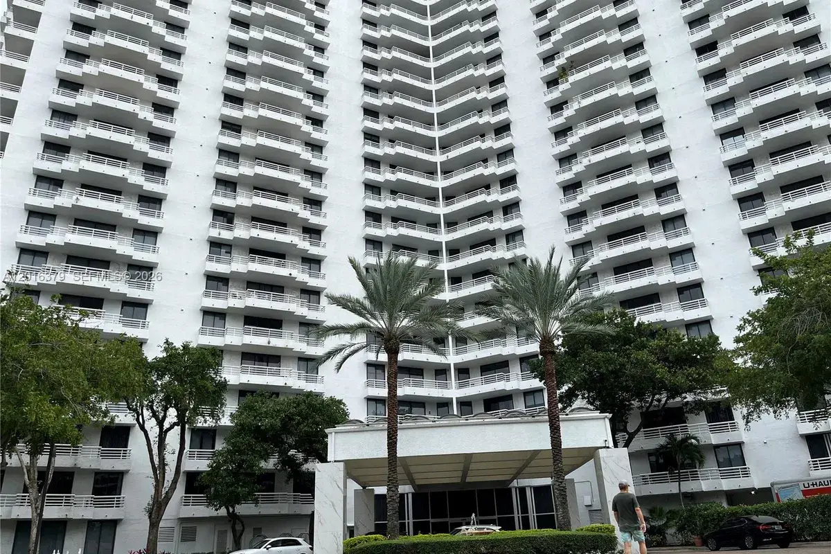 3300 NE 192nd St # 206, Aventura FL 33180