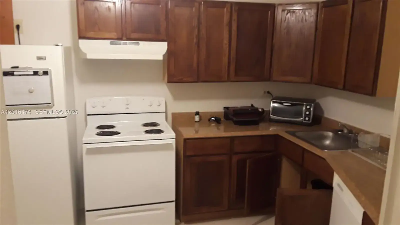 1680 NE 191st St # 2, Miami FL 33179 photo 2