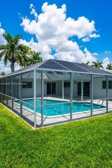 1212 SE 43rd Terrace, Cape Coral FL 33904 photo 3