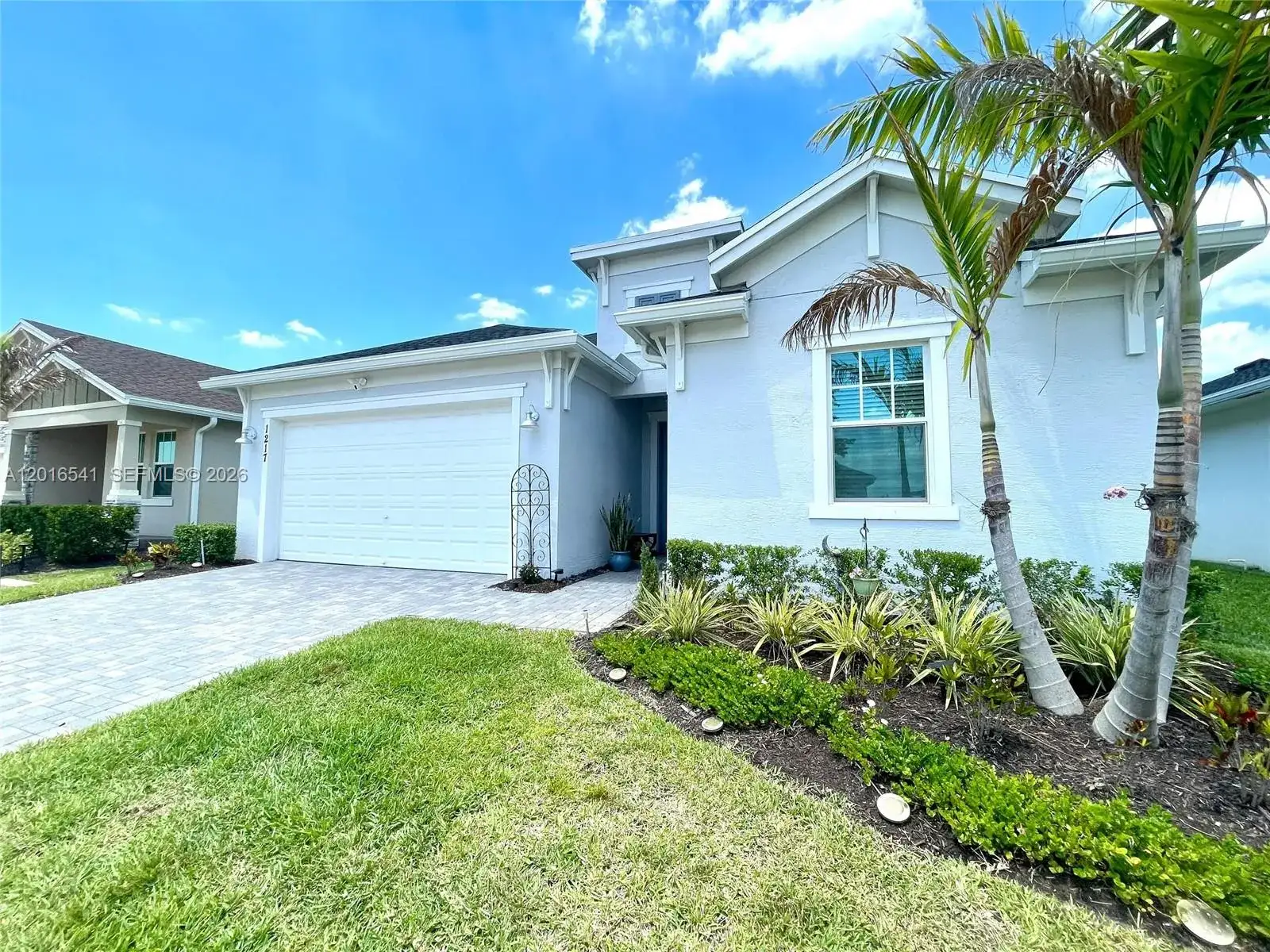1217 SE Crosswood Way, Port St. Lucie FL 34984 photo 3