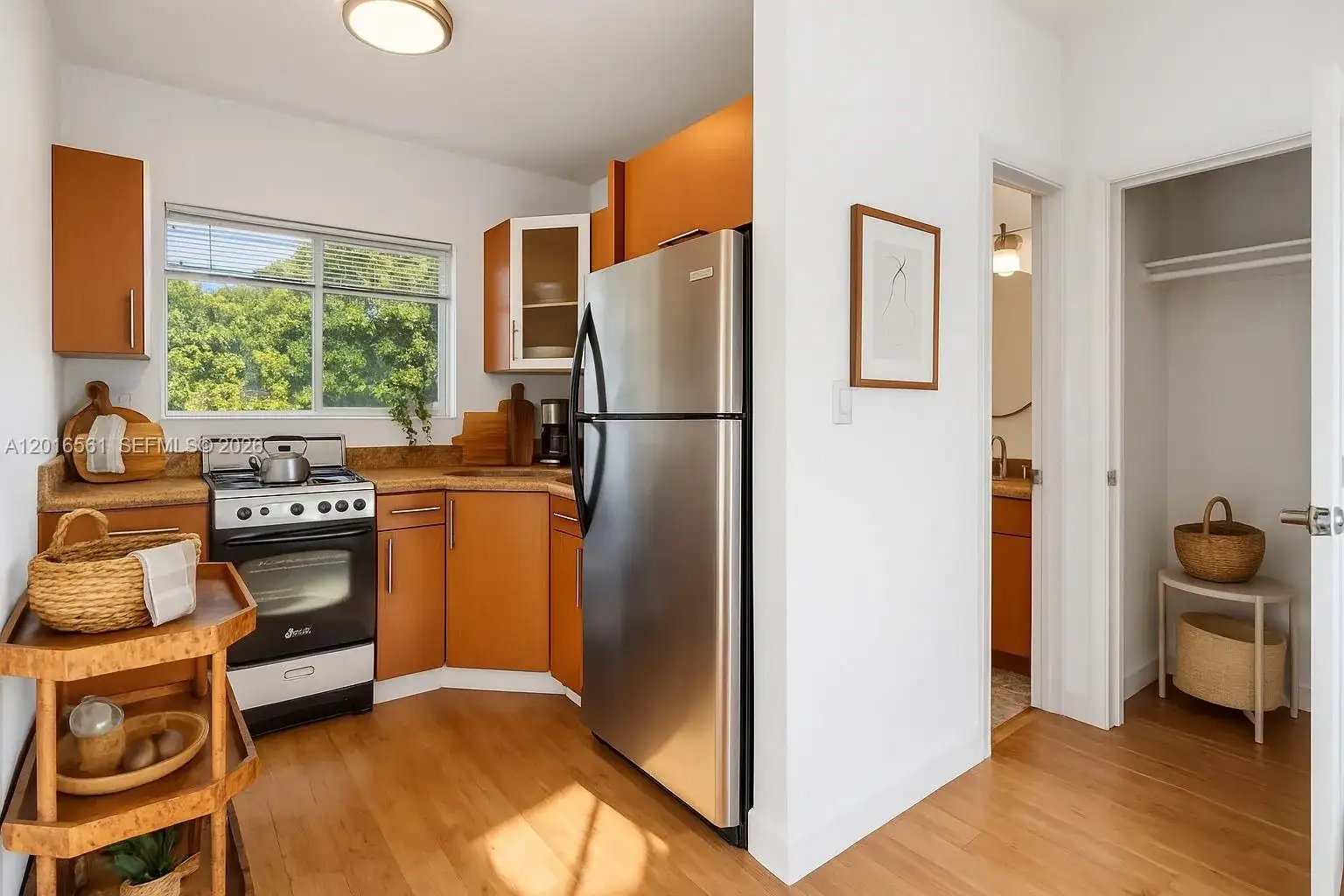 1010 Pennsylvania Ave # 14, Miami Beach FL 33139 photo 3