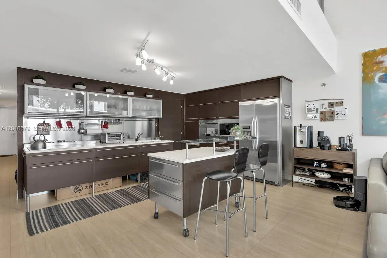 6000 Collins Ave # 129, Miami Beach FL 33140