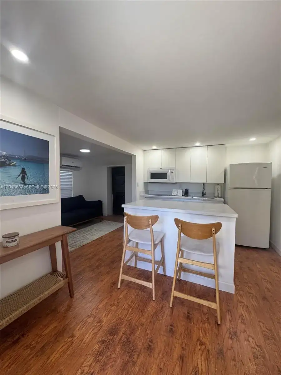 10805 NW 10th Ave Unit A, Miami FL 33168 photo 2