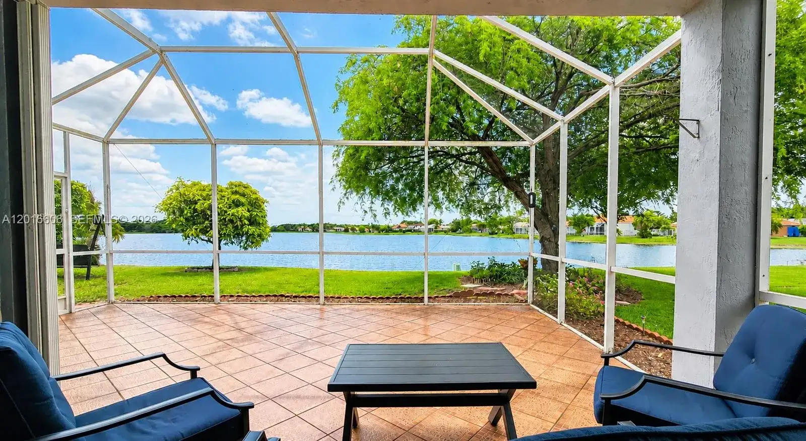 963 Falling Water Rd, Weston FL 33326 photo 2
