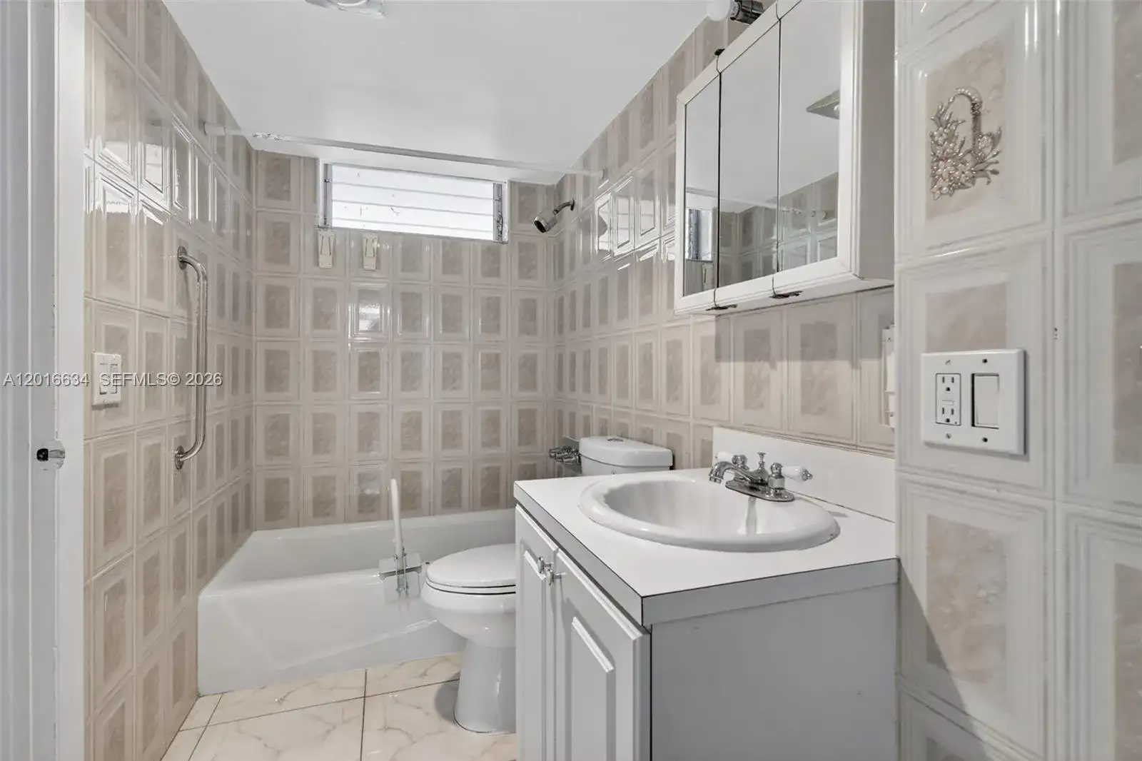 2905 Point East Dr # L311, Aventura FL 33160 photo 5