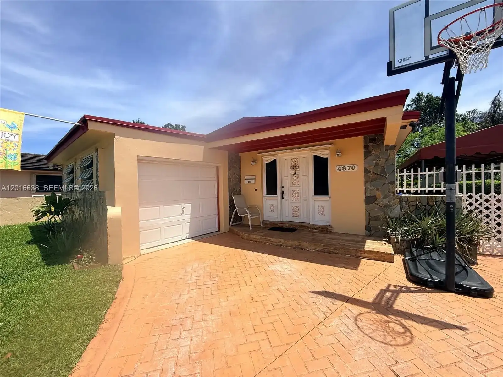 4870 SW 6th St, Miami FL 33134