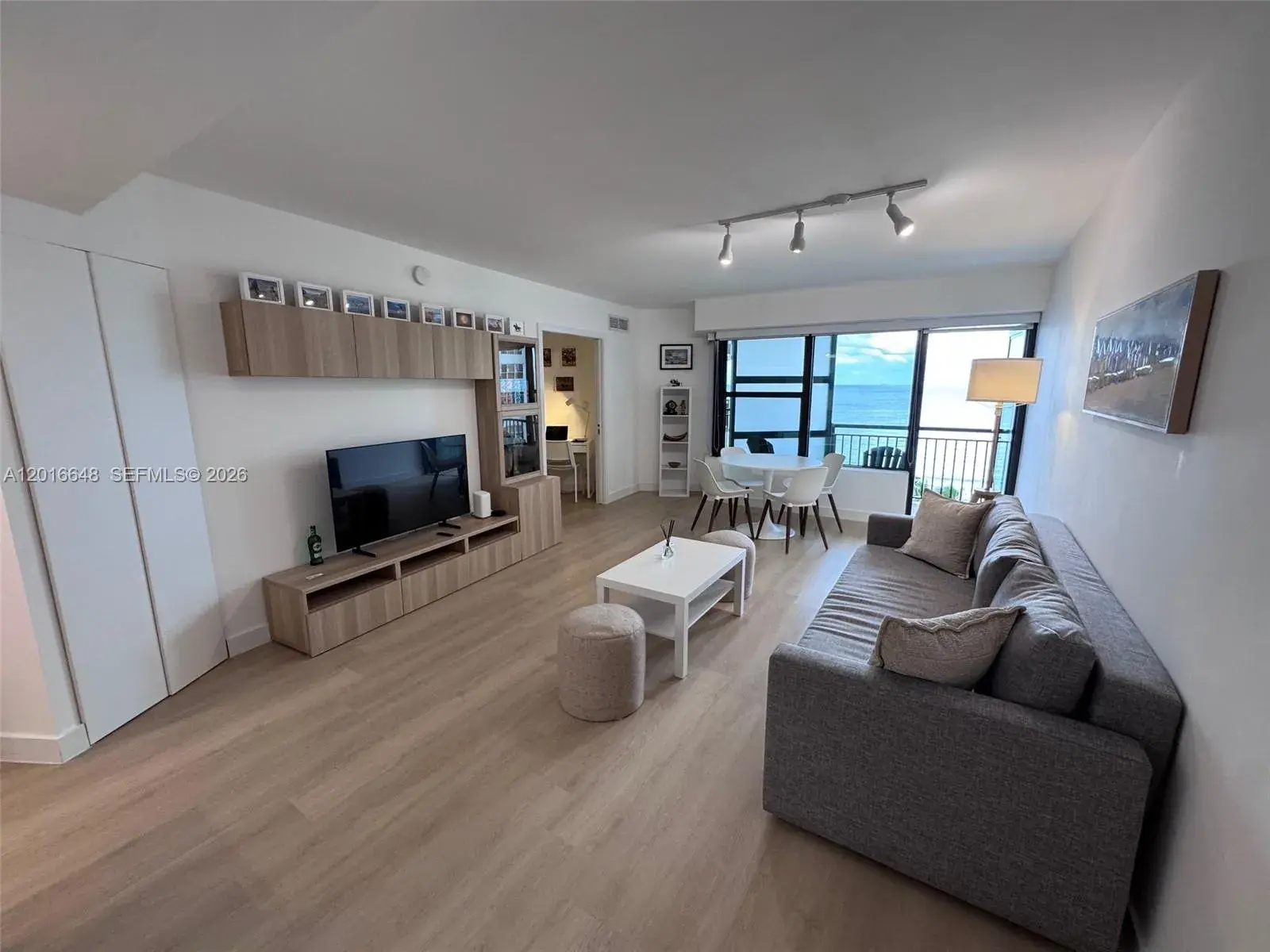 3800 Galt Ocean Dr # 709, Fort Lauderdale FL 33308
