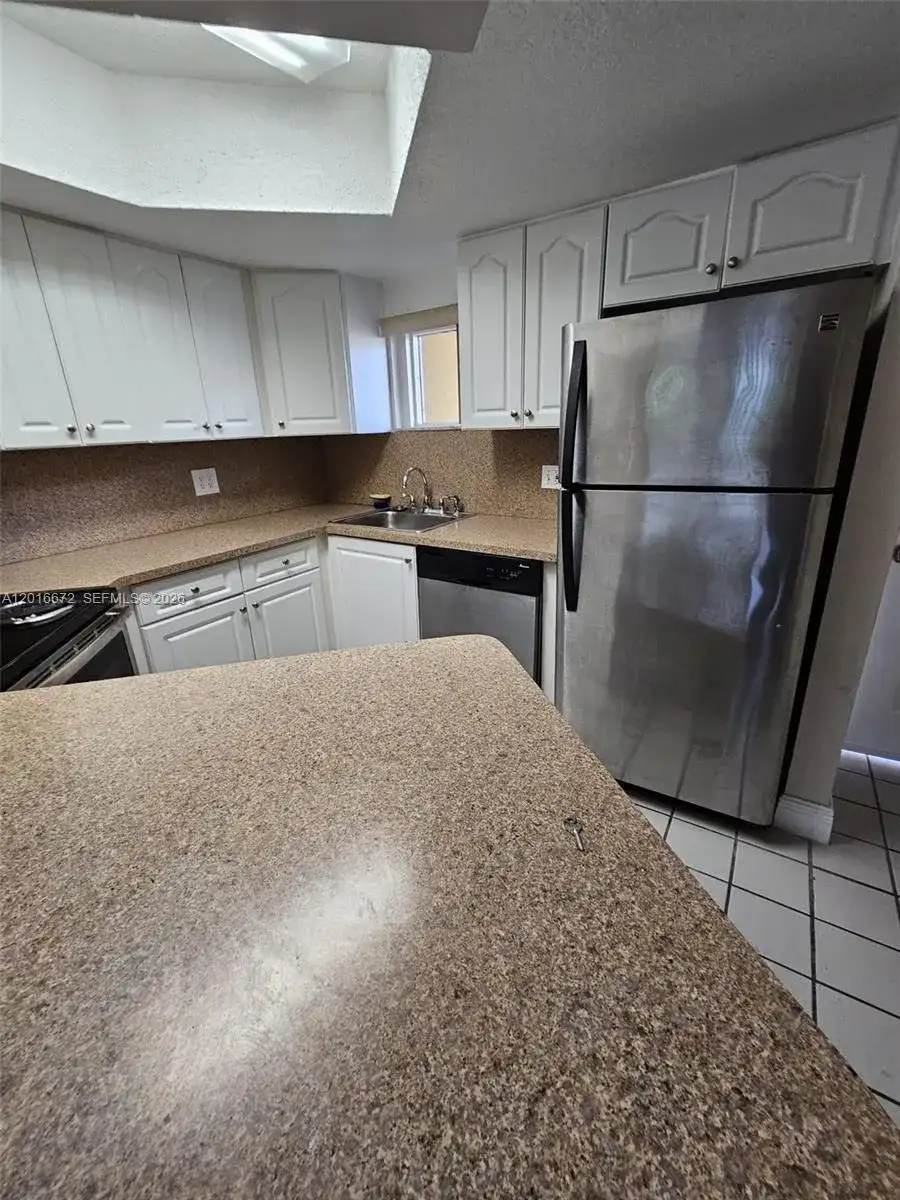 8245 Lake Dr # 401, Doral FL 33166 photo 4