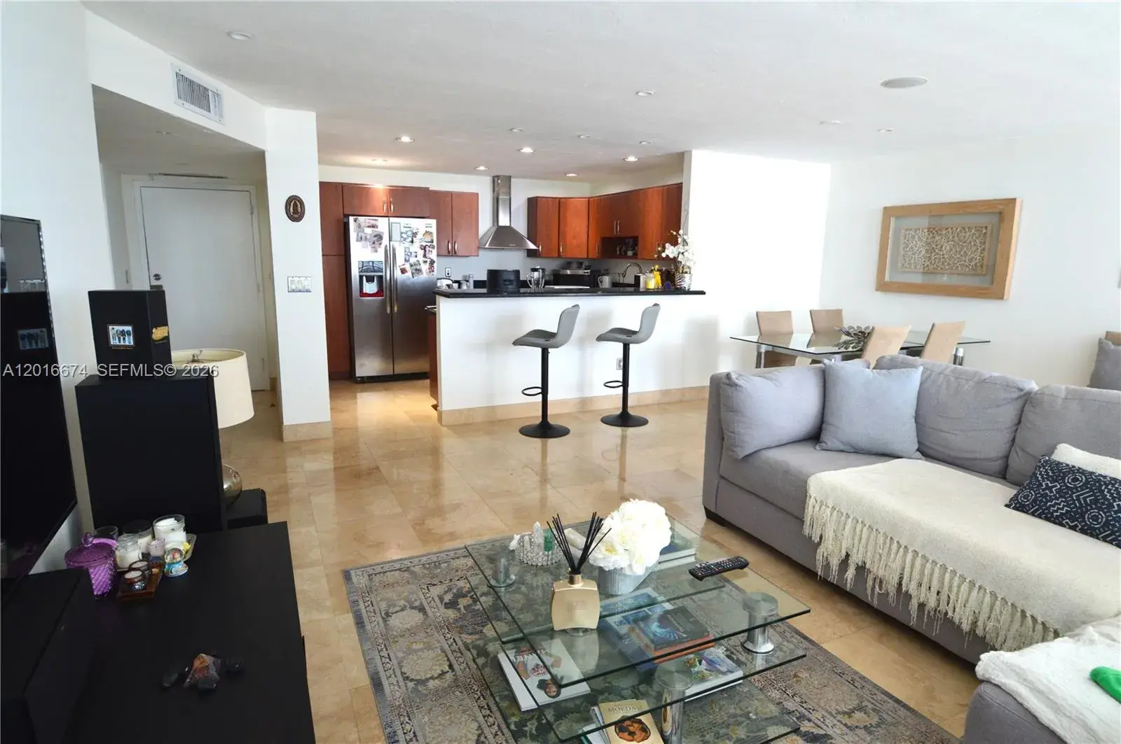 2780 NE 183rd St, Aventura FL 33160