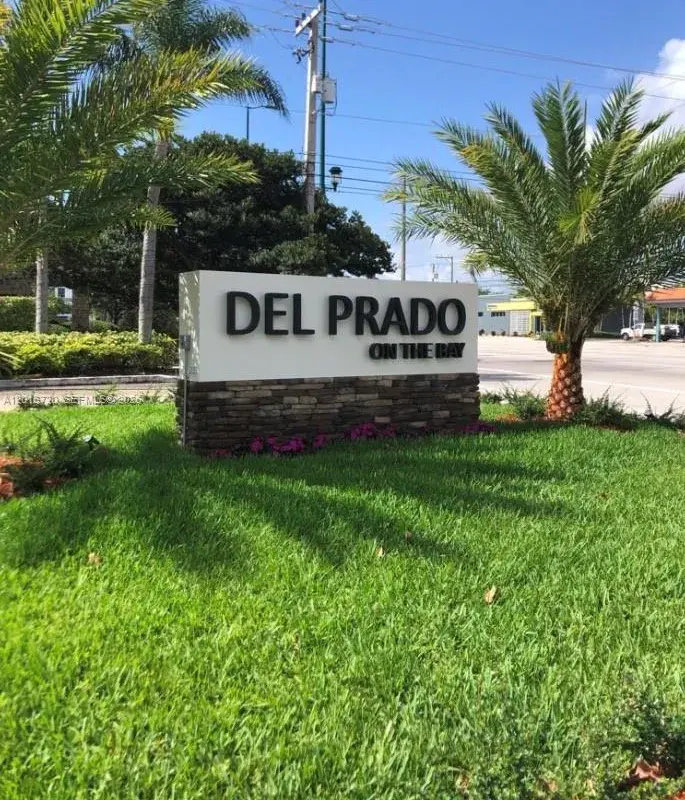 18011 Biscayne Blvd # 1405, Aventura FL 33160