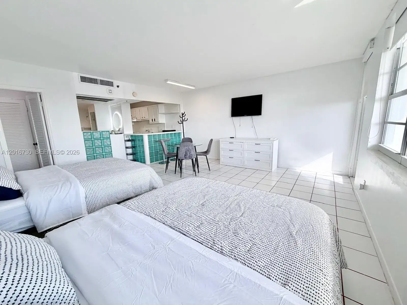 100 Lincoln Rd # 1609, Miami Beach FL 33139 photo 2