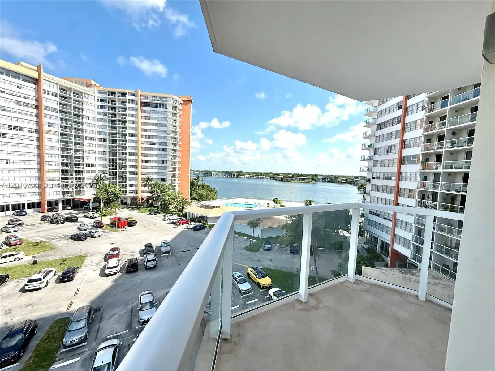 1351 NE Miami Gardens Dr # 626E, Miami FL 33179 photo 2