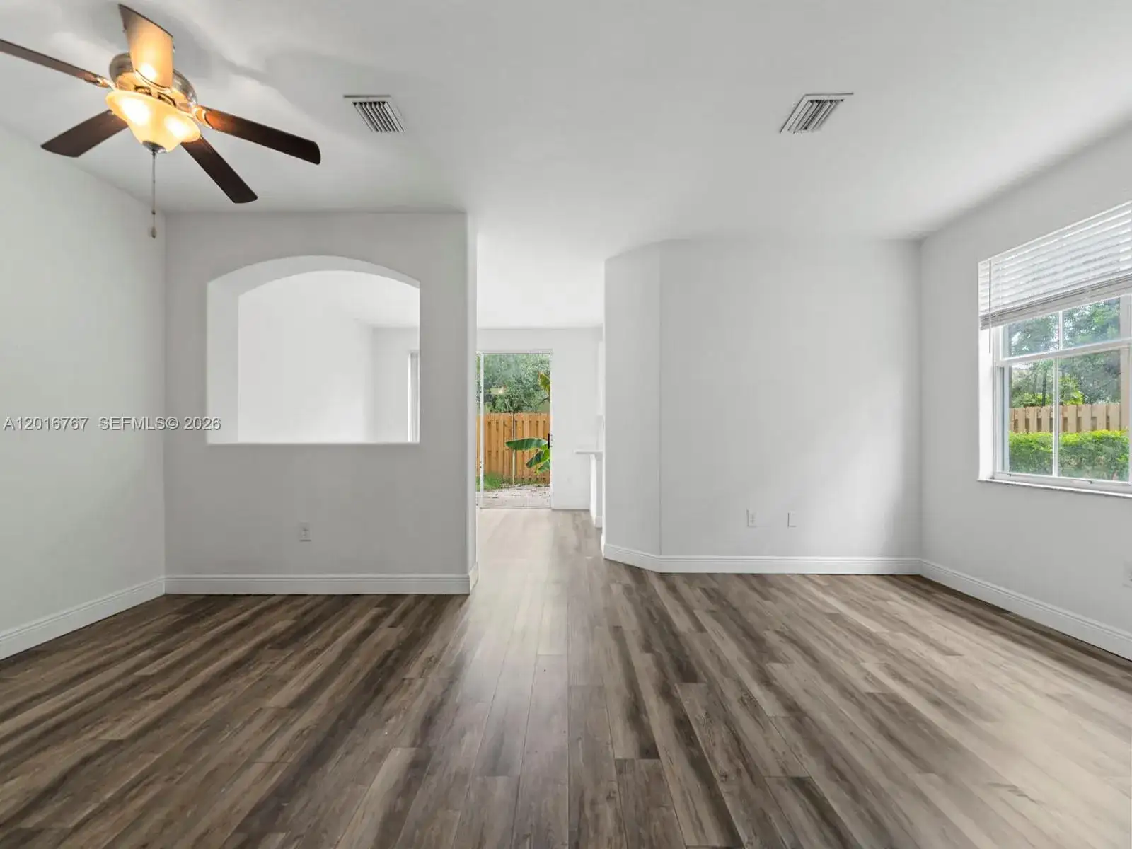 1426 SE 26th Ave, Homestead FL 33035 photo 5