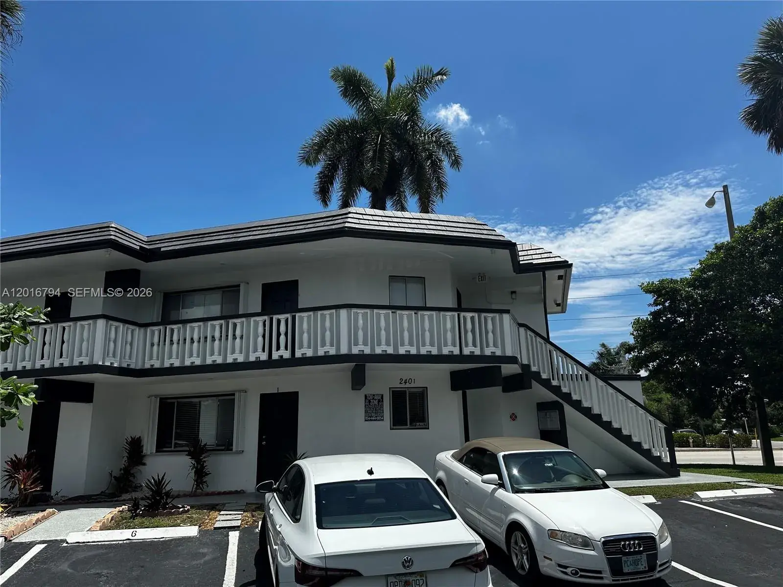 2401 NW 9th Ave # 8, Wilton Manors FL 33311