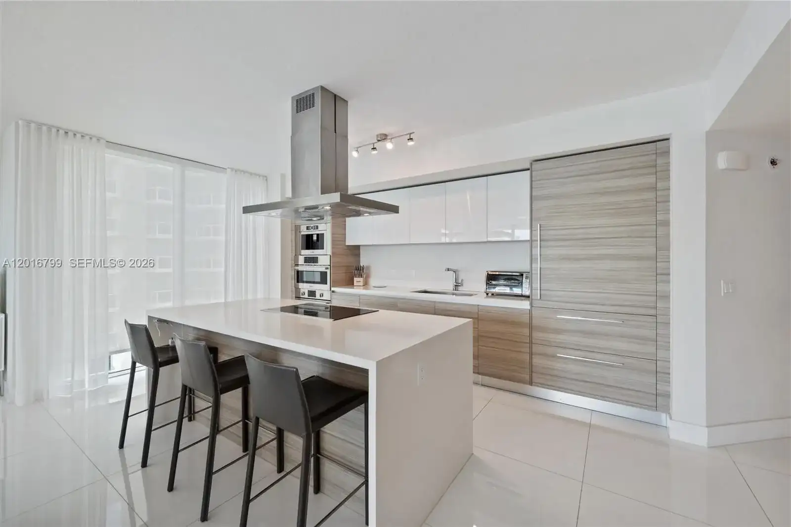 300 Sunny Isles Blvd # 1501, Sunny Isles Beach FL 33160 photo 5