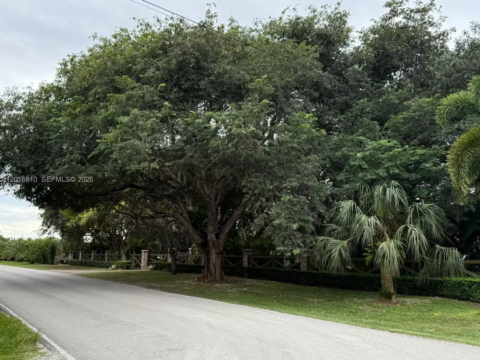 25945 SW 197th Ave, Homestead FL 33031 photo 3