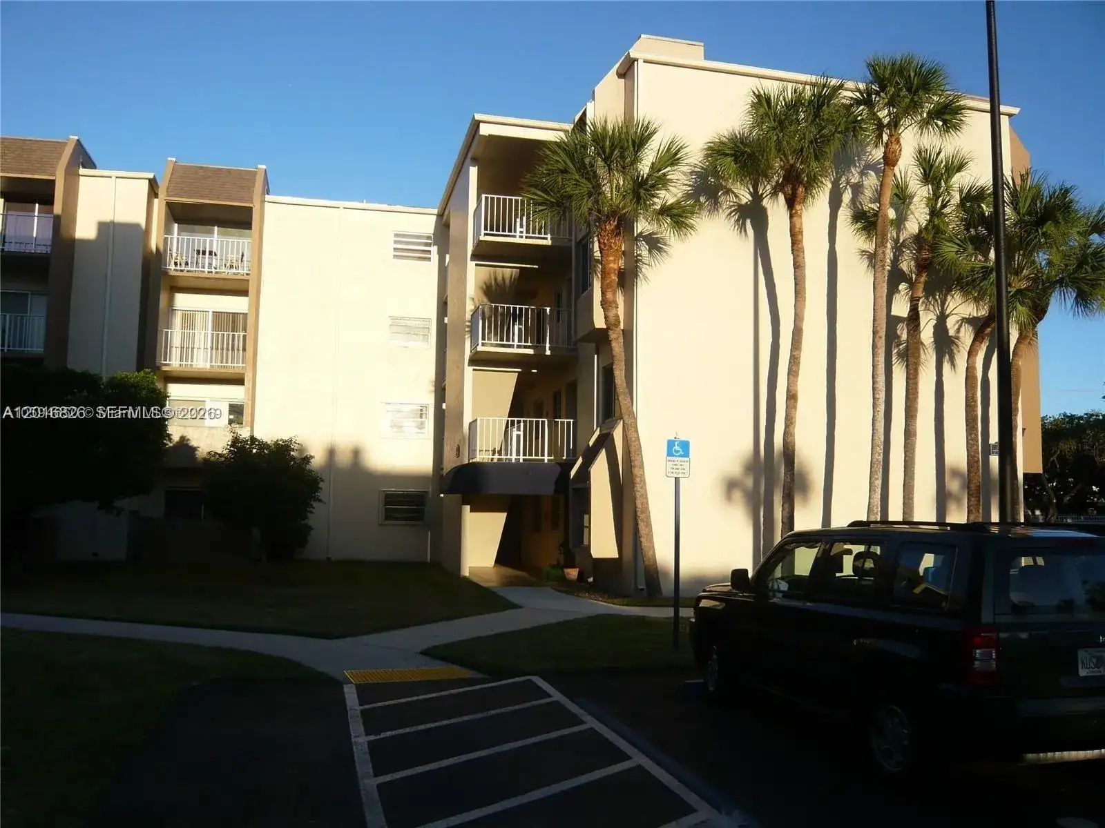 7715 SW 86th St # 405, Miami FL 33143 photo 3