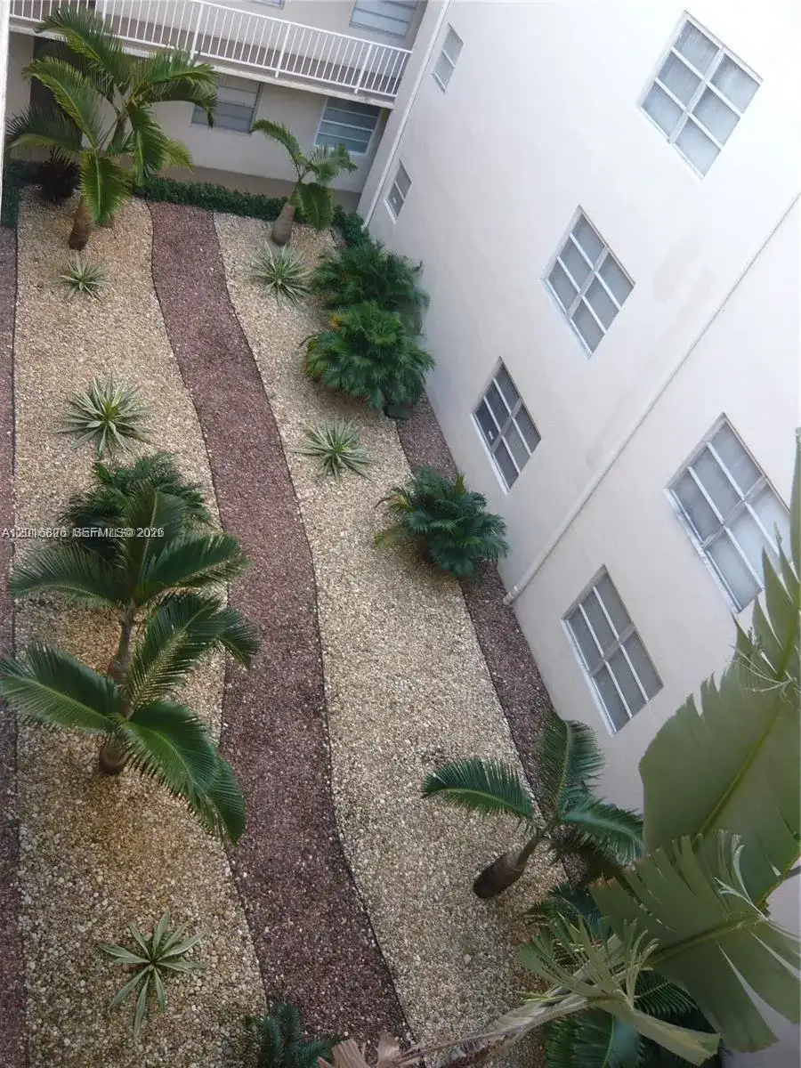7715 SW 86th St # 405, Miami FL 33143 photo 4