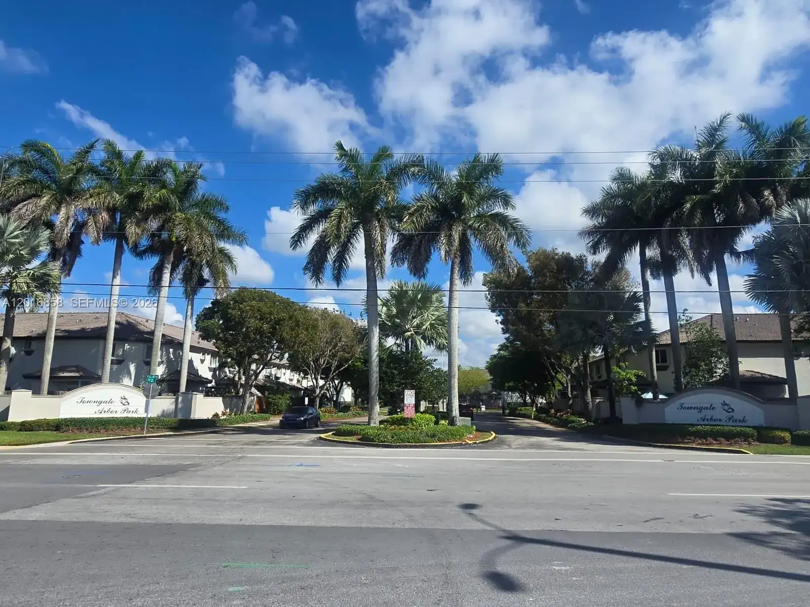 1987 SE 23rd Rd, Homestead FL 33035 photo 2
