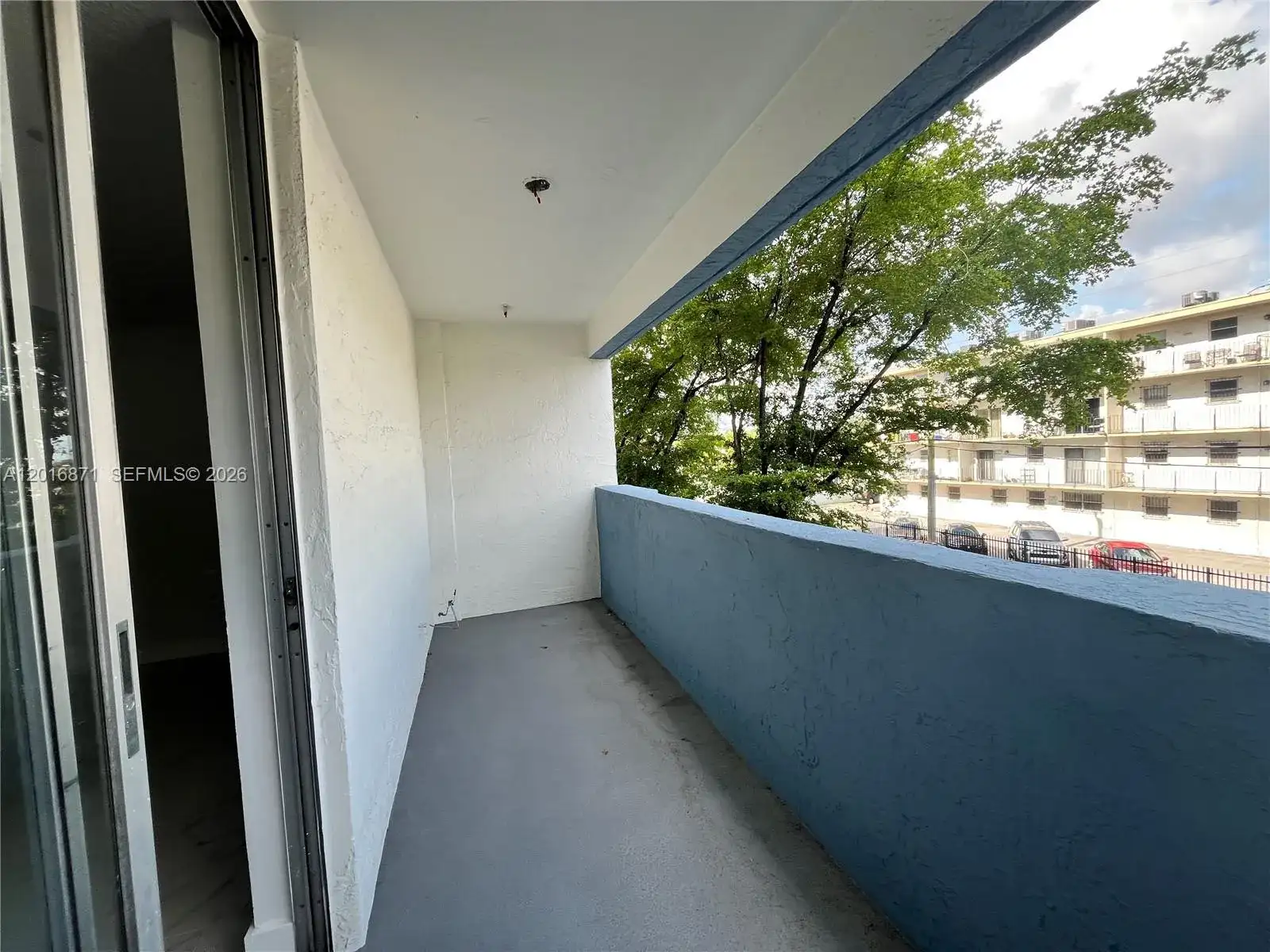 5050 NW 7th St # 220, Miami FL 33126 photo 2