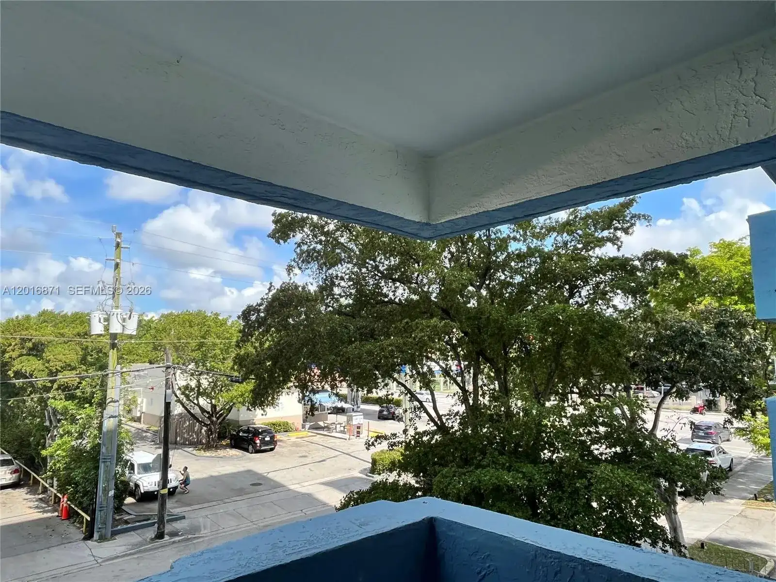 5050 NW 7th St # 220, Miami FL 33126 photo 3