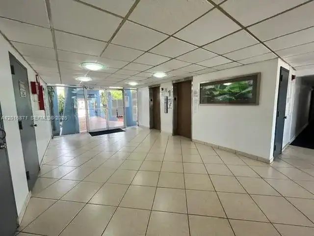5050 NW 7th St # 220, Miami FL 33126 photo 4