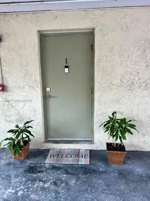 1701 NE 115th St # 1A, Miami FL 33181 photo 3