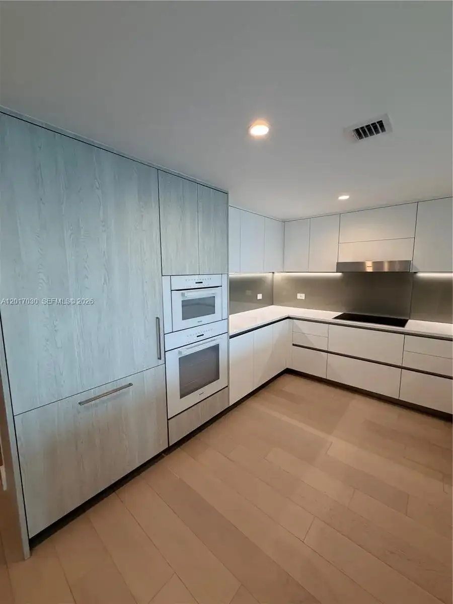 9221 E Bay Harbor Dr # 309, Bay Harbor Islands FL 33154 photo 4
