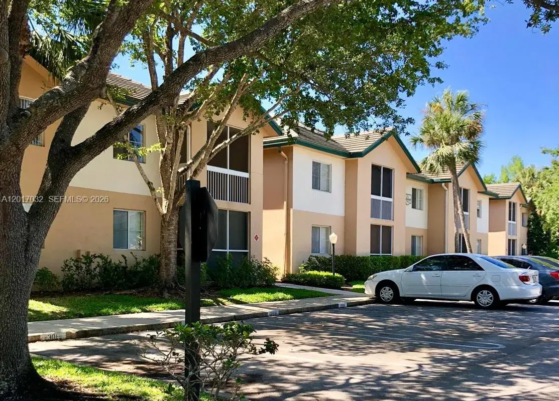9855 Westview Dr # 723, Coral Springs FL 33076