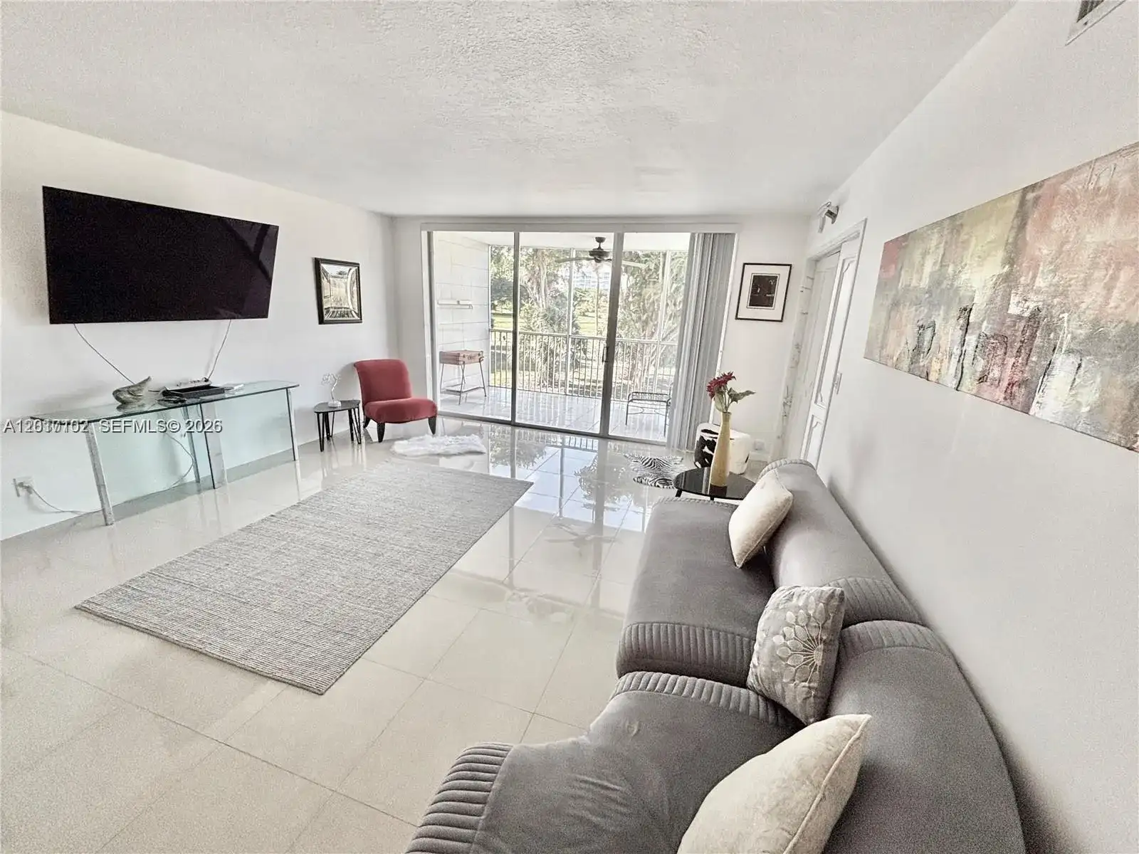 3051 S Palm Aire Dr # 201, Pompano Beach FL 33069 photo 2