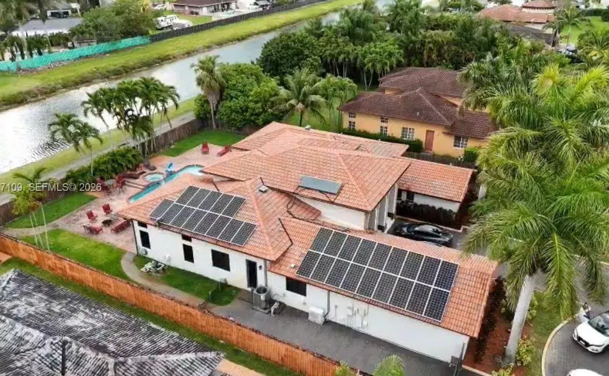 19596 SW 130th Avenue Road, Miami FL 33177