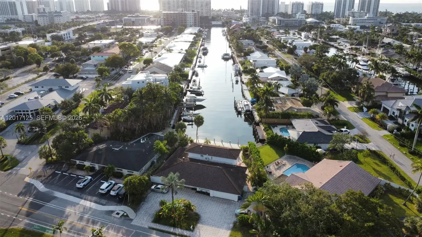 2908 Bayview Dr, Fort Lauderdale FL 33306