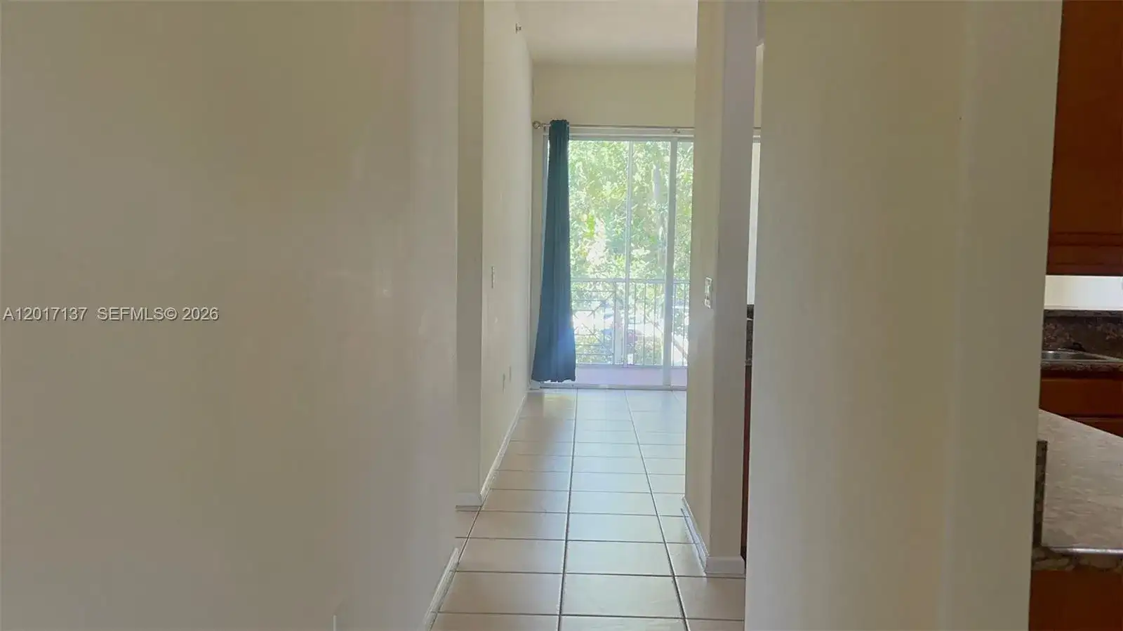 3500 Oaks Clubhouse Dr # 211, Pompano Beach FL 33069 photo 5