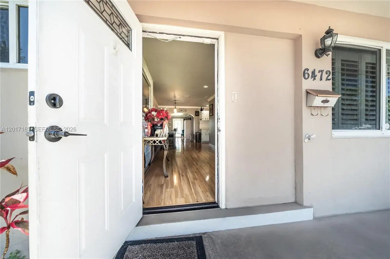 6472 Pierce St, Hollywood FL 33024 photo 5