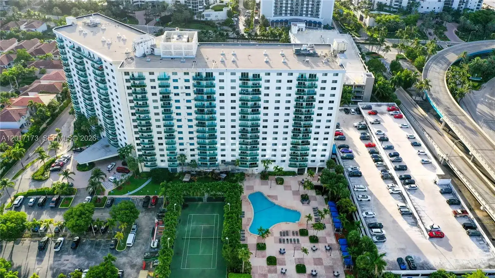 19370 Collins Ave # 621, Sunny Isles Beach FL 33160 photo 2