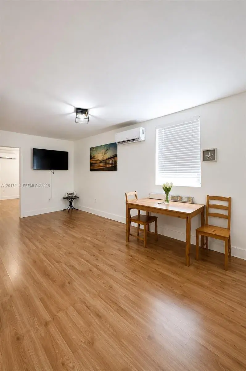 127 NW 47th Ter # N4, Miami FL 33127