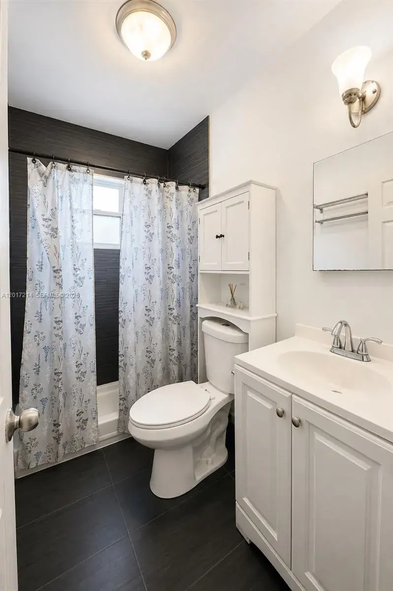 127 NW 47th Ter # N4, Miami FL 33127