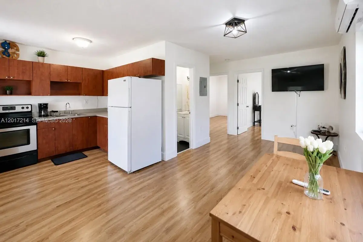 127 NW 47th Ter # N4, Miami FL 33127