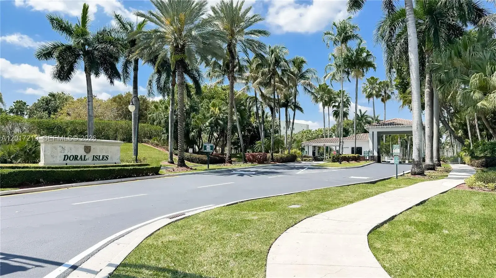 10773 NW 73rd Ter, Doral FL 33178 photo 5
