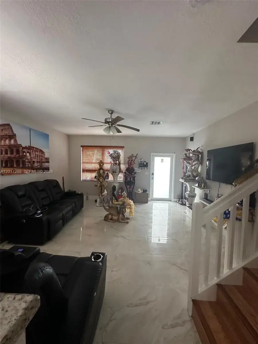 28407 SW 129th Pl, Homestead FL 33033 photo 2