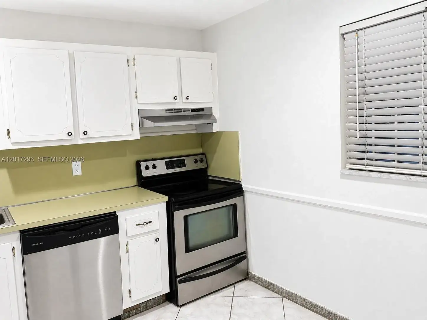 410 SE 2nd St # 415, Hallandale Beach FL 33009 photo 4