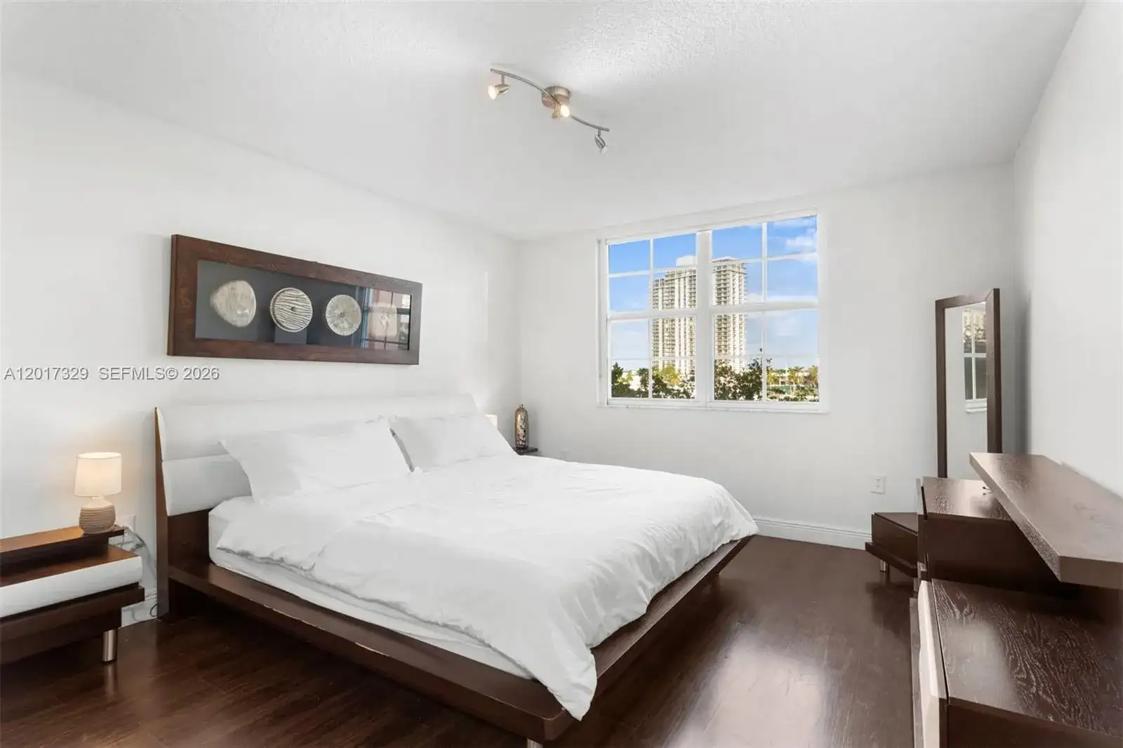19655 E Country Club Dr # 6304, Aventura FL 33180 photo 5