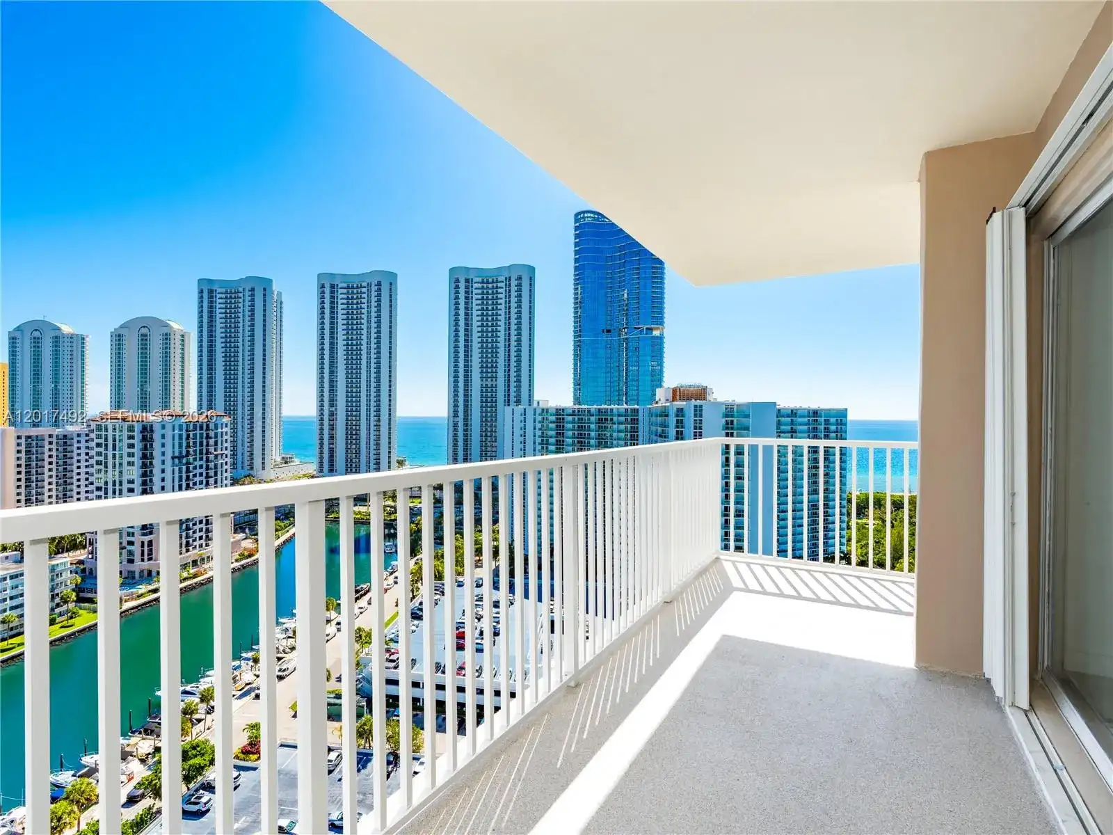300 Bayview Dr # 2115, Sunny Isles Beach FL 33160 photo 4