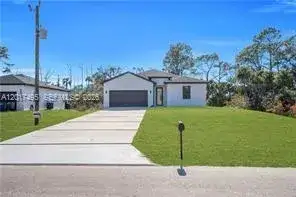 621 GREENBRIAR BLVD, Other City - In The State Of Florida FL 33972