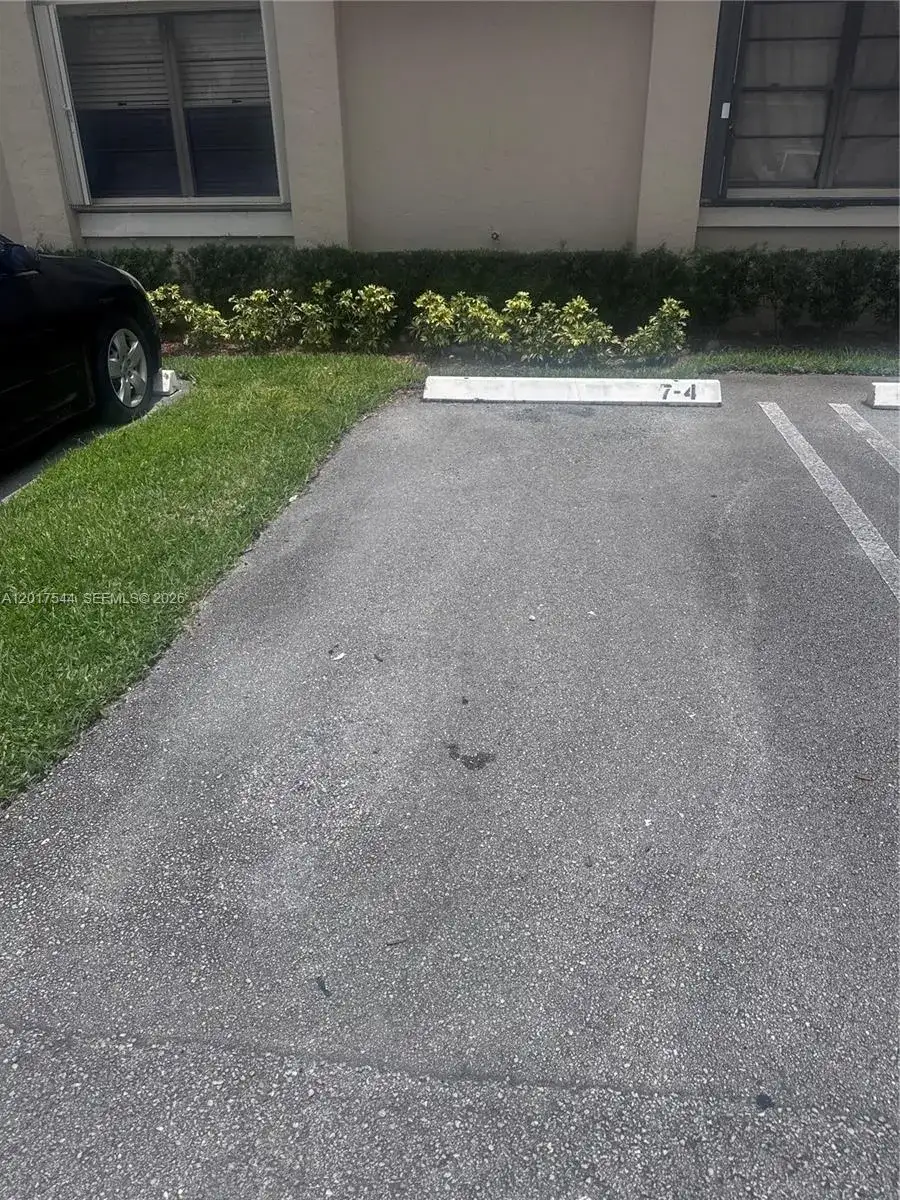 6532 NW 170th Ter, Hialeah FL 33015 photo 5