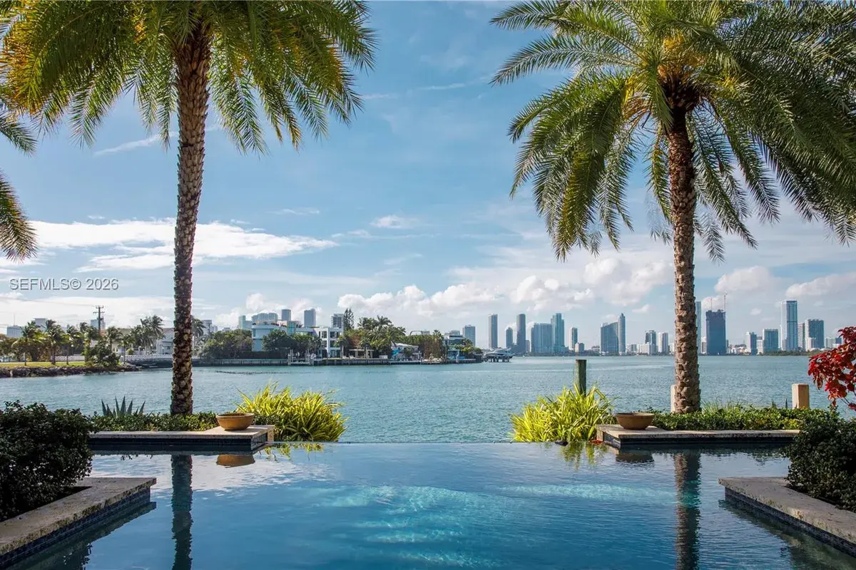 250 W San Marino Dr, Miami Beach FL 33139