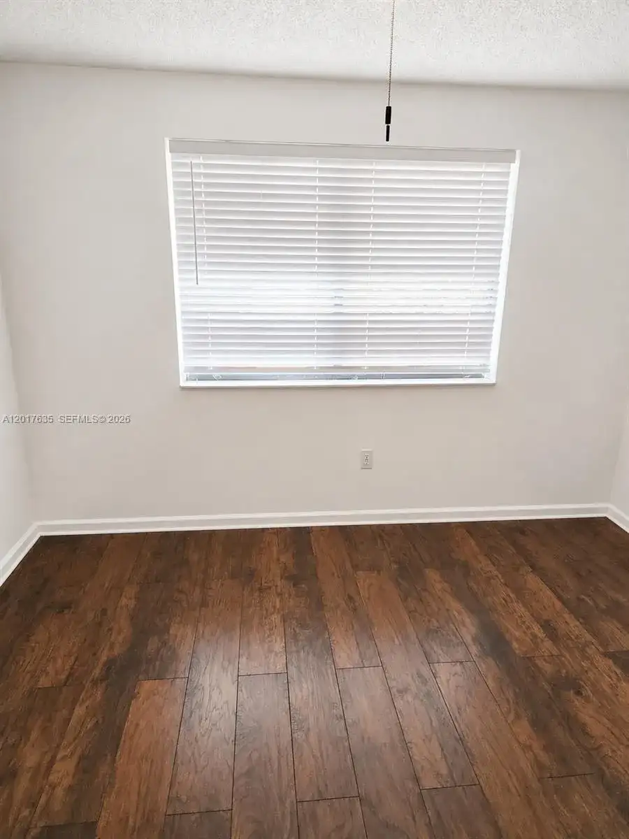 5650 W 26th Ct # 207, Hialeah FL 33016 photo 5